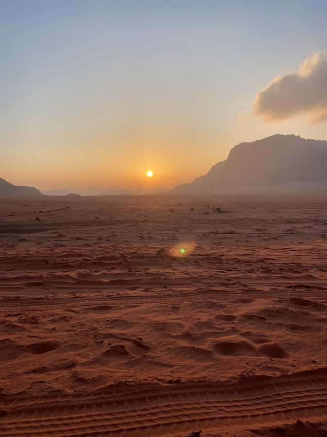 2H Jeep Tour Morning or Sunset Wadi Rum Desert Highlights - Little Bridge, a quick first look at Wadi Rum
