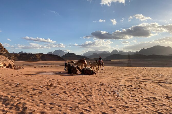 3-Day Group Tour to Petra, Wadi Rum and northern Jordan from Amman/Dead Sea - Petra begins with a guide, then opens up