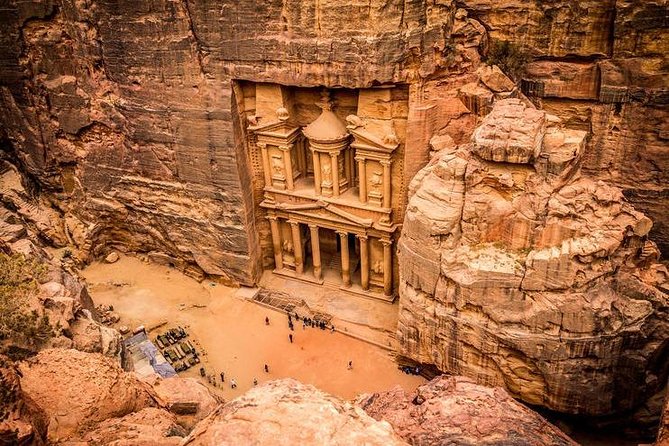 3-Day Private Tour, Explore Amman and Petra - The Treasury, Street of Facades, and Royal Tombs