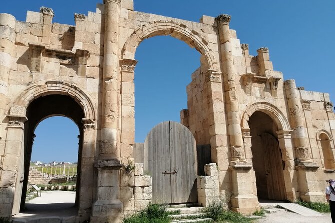 3-Day Tour from Amman: Jerash, Ajloun, Petra, Wadi Rum & Dead SEA - Comfort, effort, and what to pack