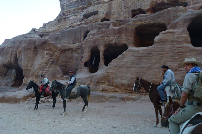 3 Hour Horse Riding Adventure around the Petra Area - Siq Ghrab and the Neolithic village