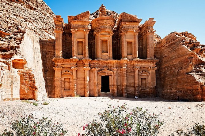 4 Days Jordan Getaway Tour - Drivers and guides shape the experience