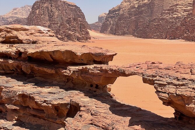 4 Hour Jeep Tour Wadi Rum Desert Highlights (morning or sunset) - Climbing the Al Ramal red dune