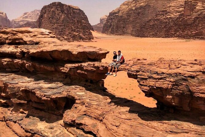 4x4 Full-Day Desert Tour - Khazali Canyon and the appeal of a short walk