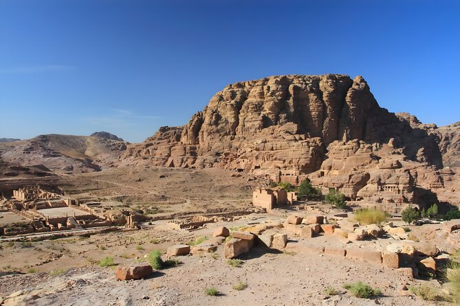 5-Day Jordan Tour in Petra, Wadi Rum, and the Dead Sea - Why the second Petra entry matters