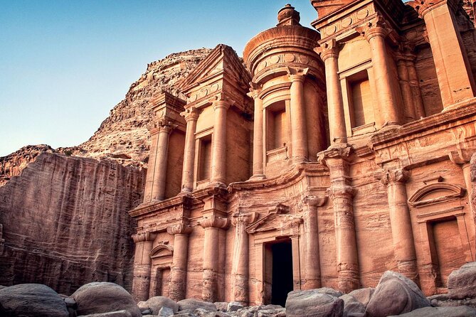 5-Day Private Tour in Jordan Ancient Adventure - Day 1: Amman from Roman ruins to Abdali