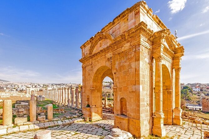 5-Day Private Tour, Jordan's Flames - Day 2: Roman Jerash and a night beside the Dead Sea