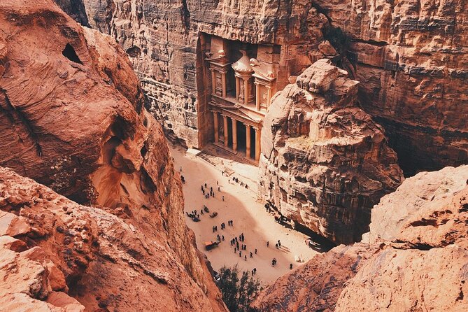 7-Day Super Luxury Guided Tour By Mercedes S-Class - Day four, a full day at the Dead Sea