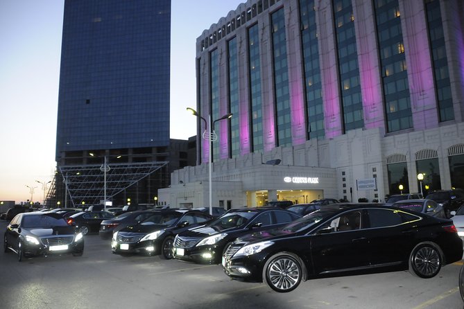 Airport pickup or drop off transfer from or to Amman city - A calm welcome after a late flight