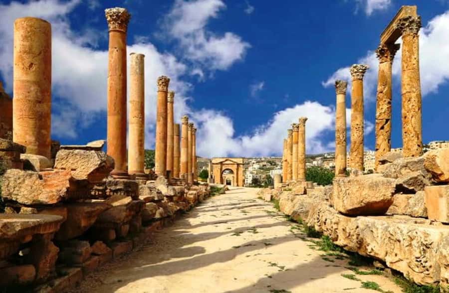 Amman City Tour From Amman - What the private vehicle adds
