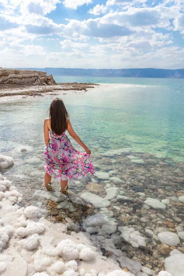 Amman: Dead Sea Day Tour with Optional Entry Fees and Lunch - The mineral mud ritual