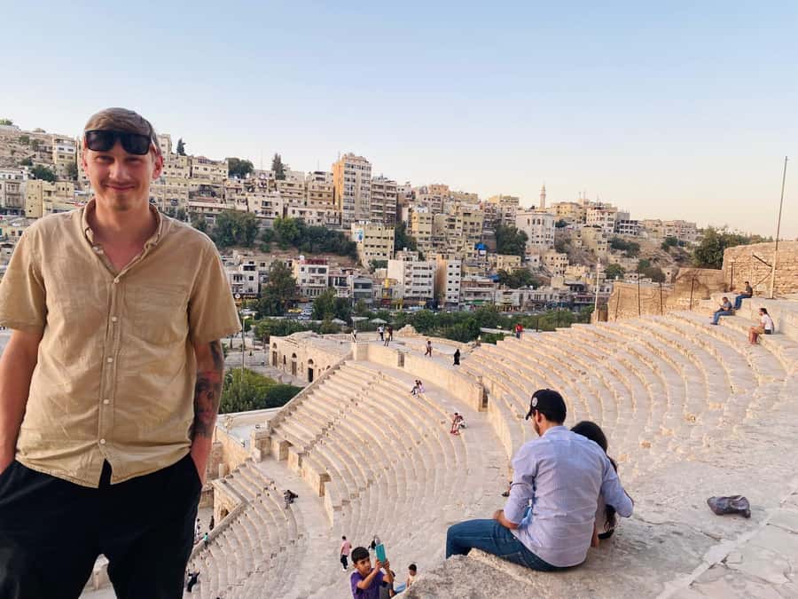 Amman Heritage Tour: Street Food, Local Culture & Art - Grand Husseini Mosque and the city’s faith