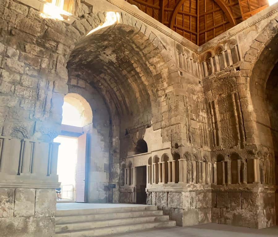 Amman Heritage Tour: Street Food, Local Culture & Art - Hotel pickup, walking, and timing