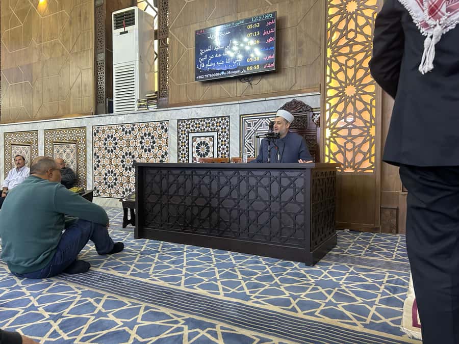 Amman: Hidden Gems & Underground Local Neighborhoods Tour - Rooftop views and optional local drinks