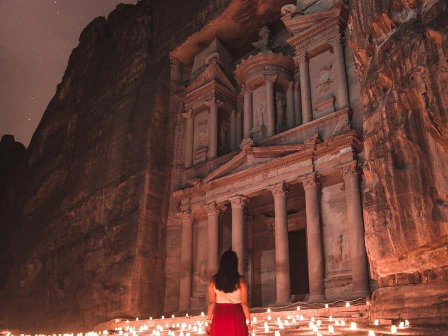 Amman: Petra by Night Tour with Optional Day Visit - Going without a guide, or hiring one