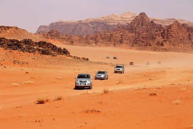 Aqaba Airport Transfer to Petra - The drivers: Yussef, Sameer, and the human side of the service