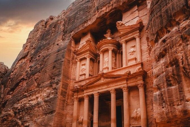 Aqaba Shore Excursion: Private accessible Petra Tour - Who should book this accessible Petra excursion?