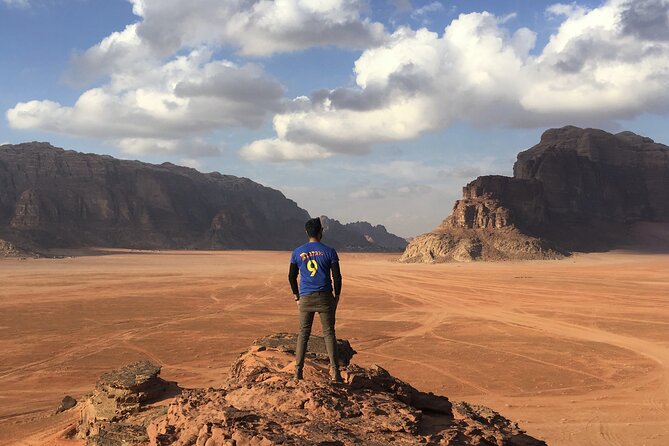 Best of Wadi Rum | Full day jeep tour + overnight in bedouin camp | Pack all-in - Sunset and a night at the Bedouin camp