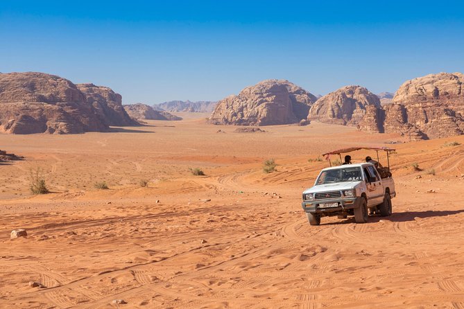 Best of Wadi Rum | Full day jeep tour + overnight in bedouin camp | Pack all-in - Who will get the most from this desert trip