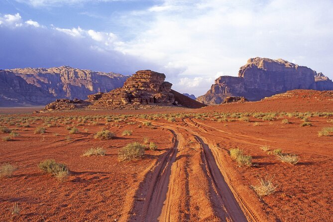 Best of Wadi Rum | Full day Jeep tour + Sleep under the stars | Pack all-in - Food, water, and desert comfort