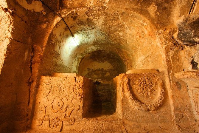 Cave of the Seven Sleepers and Amman Islamic Sites Tour - The 20-minute ride to Al-Raqim