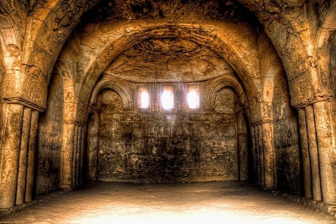 Day Tour Desert Castles & Azraq Wetland Reserve - Al-Mshatta Palace and the remains of a royal project