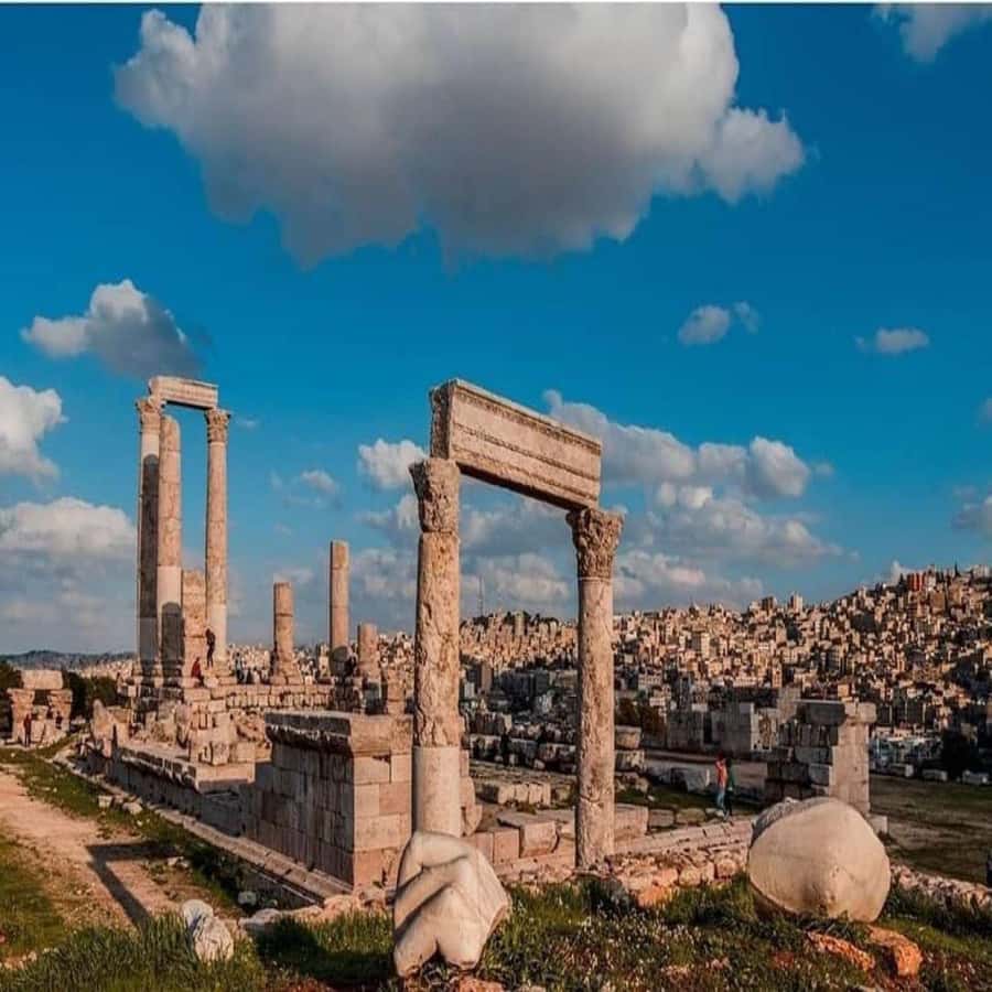 Day Tour Jerash and Amman City Tour From Amman - The Amman Citadel and its hilltop views