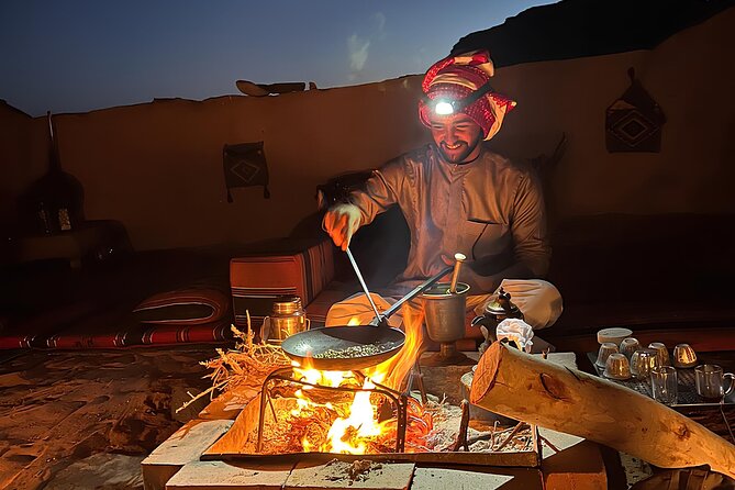 Discover Wadi Rum by 4x4 with a Bedouin guide - Choosing between the two-hour, full-day, and overnight tours