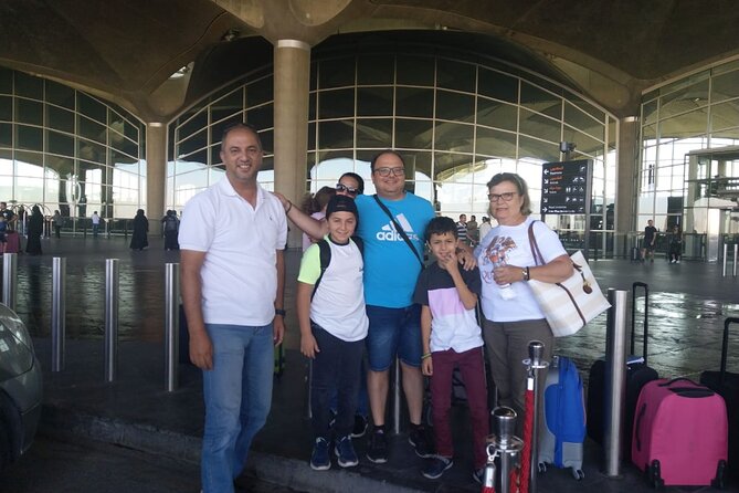 Elite Transfers : Queen Alia Airport to Any Destination in Jordan - What your airport meeting looks like