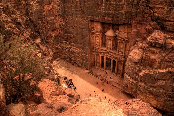 Explore Jordan Tour 6 day tour 5 nights - Amman and the Roman city of Jerash