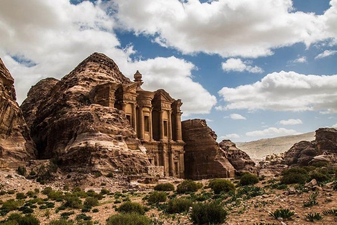 Explore Jordan Tour 6 day tour 5 nights - The King’s Highway: mosaics, Moses, and Karak