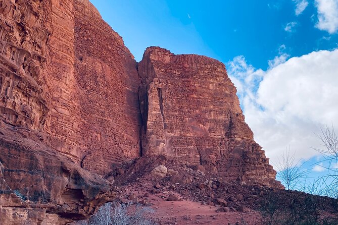 Explore Wadi Rum: Jeep Tour, Bed and Breakfast, and Dinner - Starting at Wadi Rum Rest House