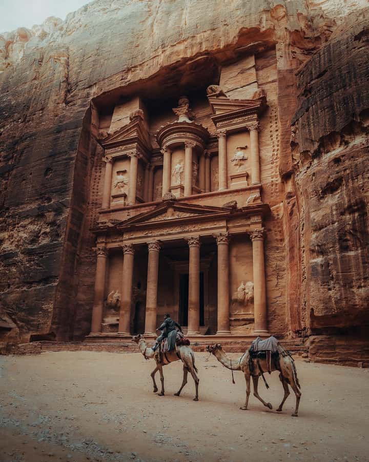 From Amman: Full-Day Private or Group Tour to Petra - Driver only or local guide?