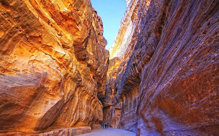 From Amman: Full-Day Private or Group Tour to Petra - The main drawback: a lot of road for one site