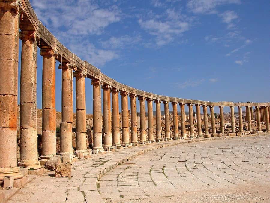 From Amman: Jerash, Ajloun Castle or Umm Qais Private Tour - How the private vehicle changes the day
