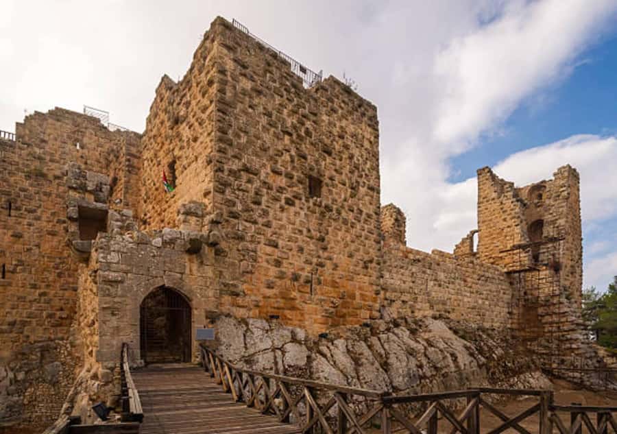 From Amman: Jerash, Ajloun Castle or Umm Qais Private Tour - Ajloun Castle brings a different chapter