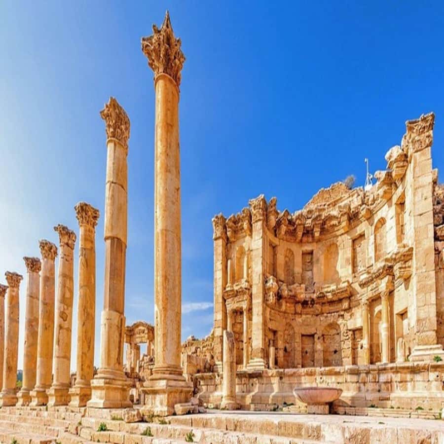 From Amman: Jerash &Ajloun &Um Qais Private Tour - Walking through Jerash’s Roman streets