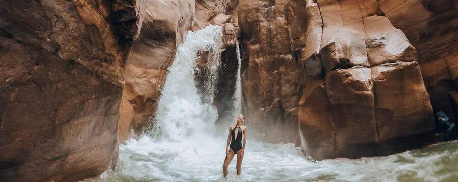 From Amman or Madaba: Wadi Mujib Hiking Tour - The free salt beach at the Dead Sea