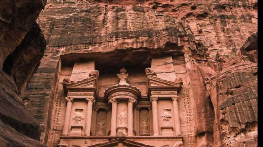 From Amman: Petra and Dead Sea Day Trip - Morning pickup from Amman or the airport