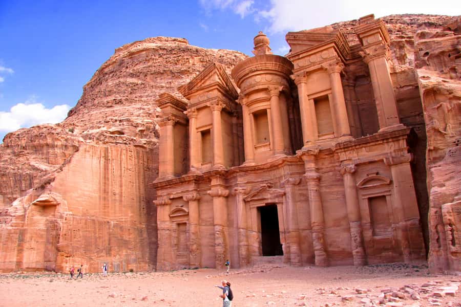 From Amman: Petra & Wadi Rum Private or group Day Tour - Why the driver matters so much
