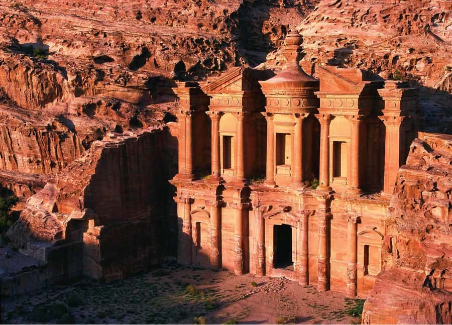 From Aqaba: Petra 1 Day Tour - Lunch at a local restaurant
