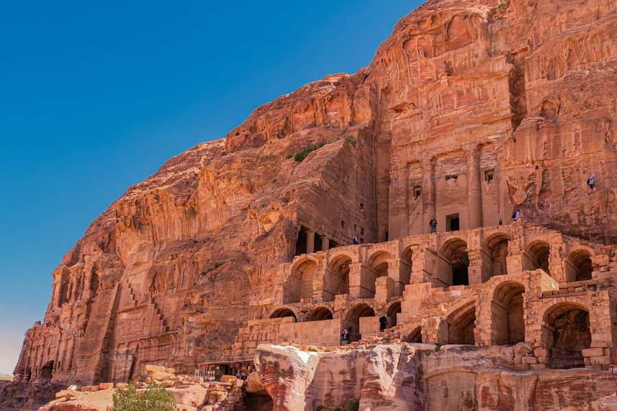 From Eilat: Petra Guided Full-Day Trip with Lunch - Lunch and the return to Eilat
