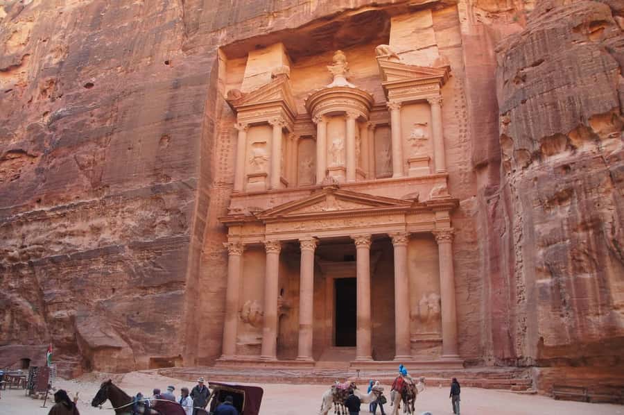 From Eilat: Petra Guided Full-Day Trip with Lunch - From your Eilat hotel to the Arava border