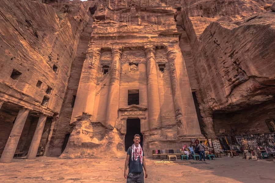 From Eilat: Petra Tour with Transfer and Lunch - Tombs, theater, temples, and the old city route