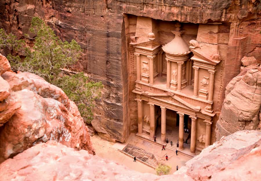 From Eilat: Petra Tour with Transfer and Lunch - The border costs need careful attention