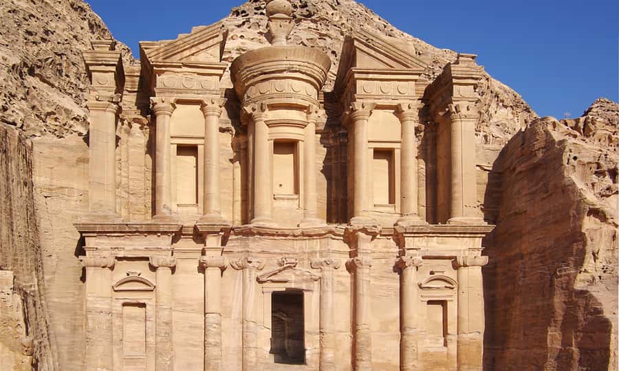 From Sharm El Sheikh: Day Tour to Petra by Ferry - Walking through the Siq to Al-Khazneh