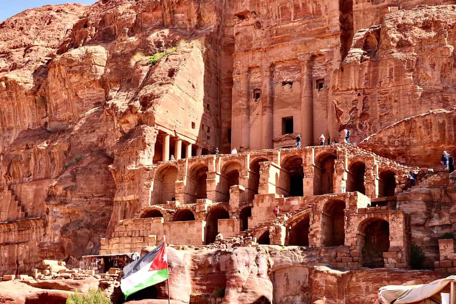 From Tel Aviv: Guided Day Trip to Petra with Lunch - Who should book this experience?
