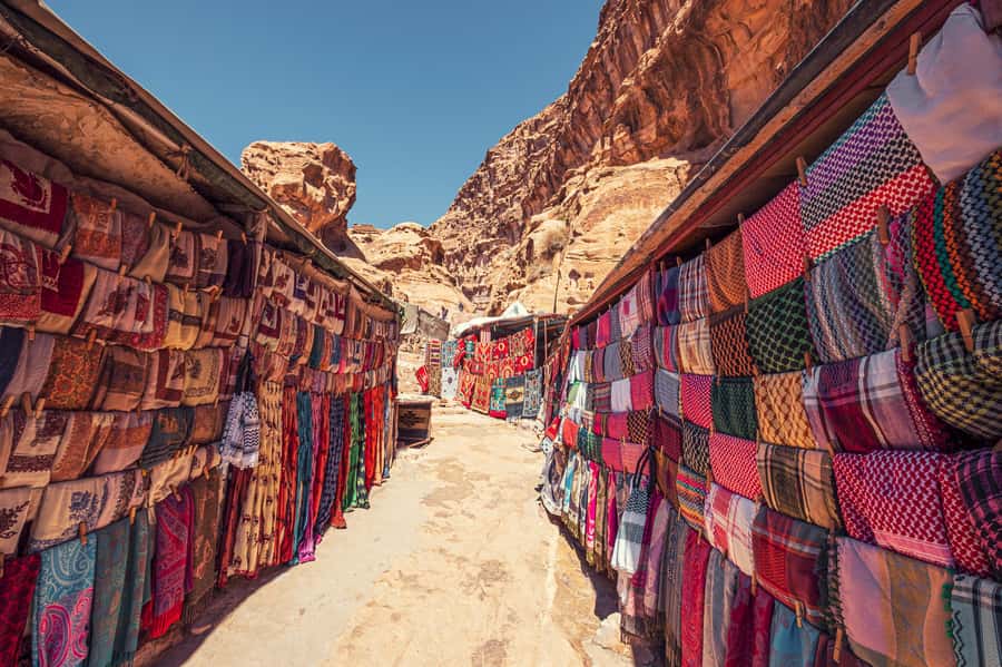 From Tel Aviv: Petra 1-Day Guided Tour with Transfers - Eilat, the Arava Border, and the move into Jordan