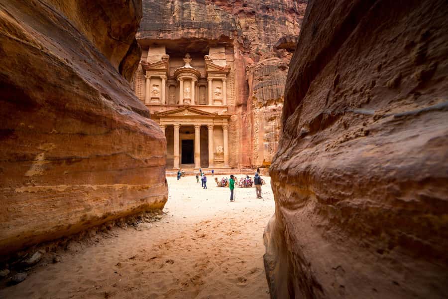 From Tel Aviv: Petra 1-Day Guided Tour with Transfers - The 2 AM meeting in Tel Aviv