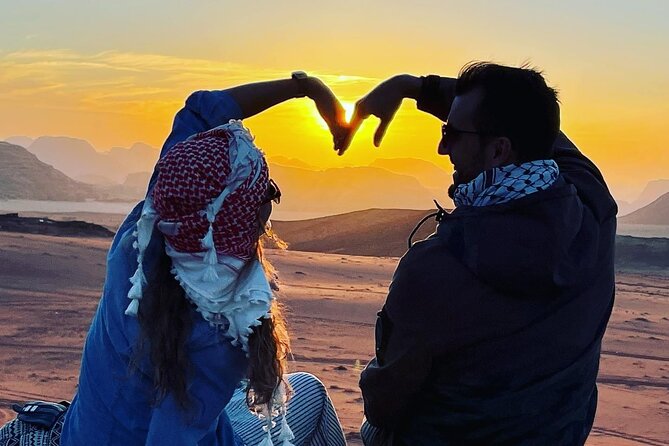 Full Day Jeep and Camel Tour - Khazali Canyon and Nabatean carvings